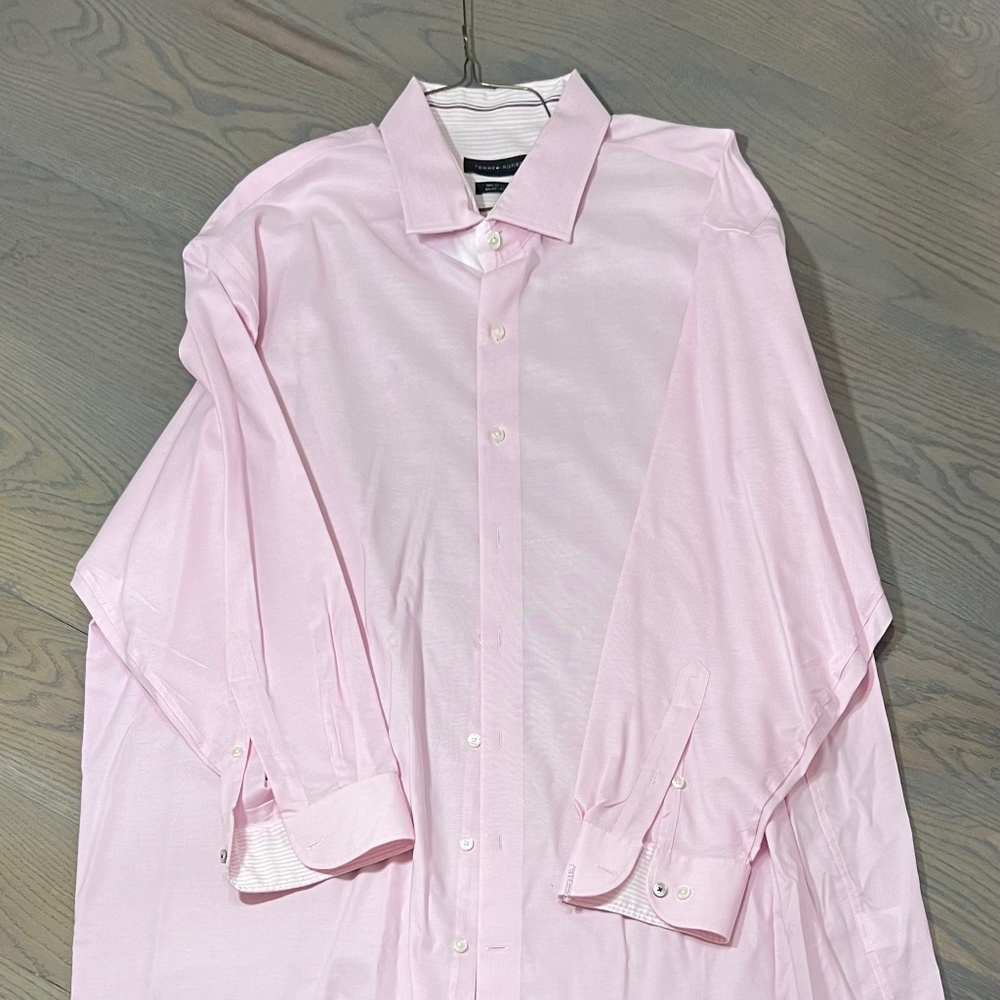 Tommy Hilfiger men’s dress shirt